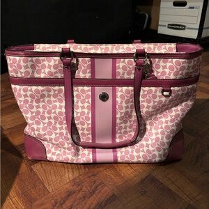 Coach Signature C Tote Bag